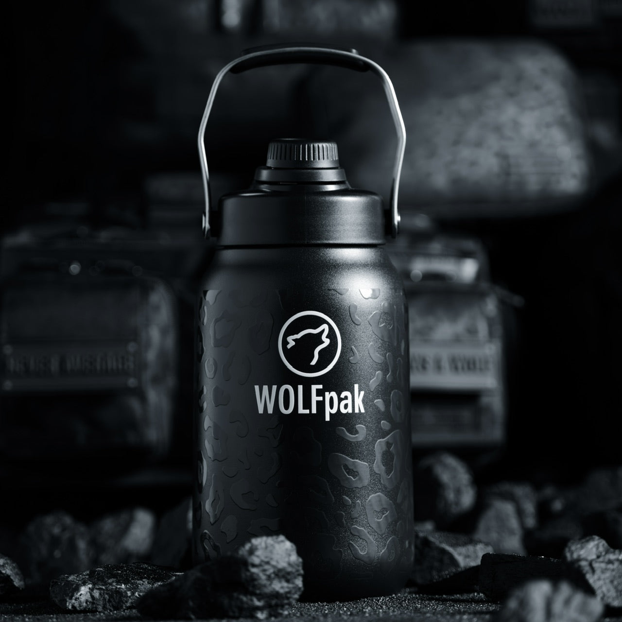 64oz Flask Black Leopard