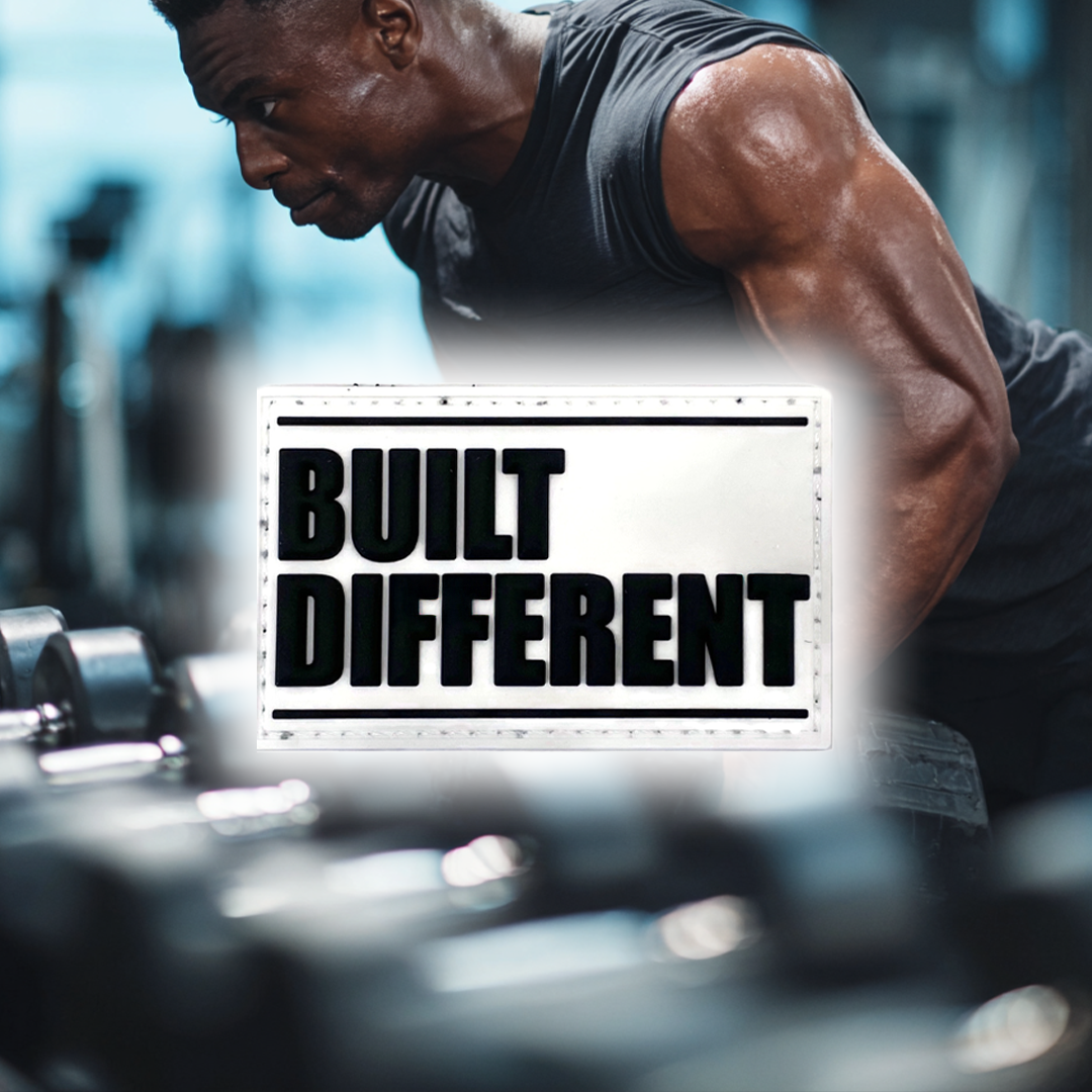 Built Different Blanco