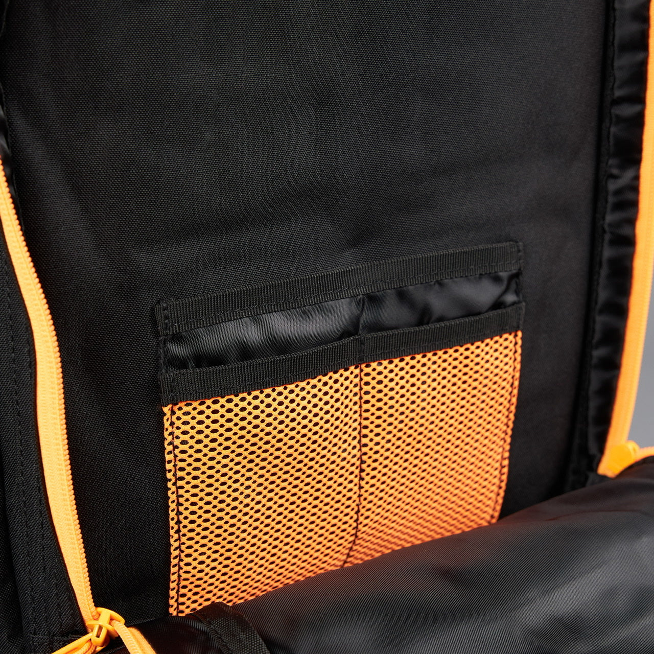 25L Backpack Black Neon Orange