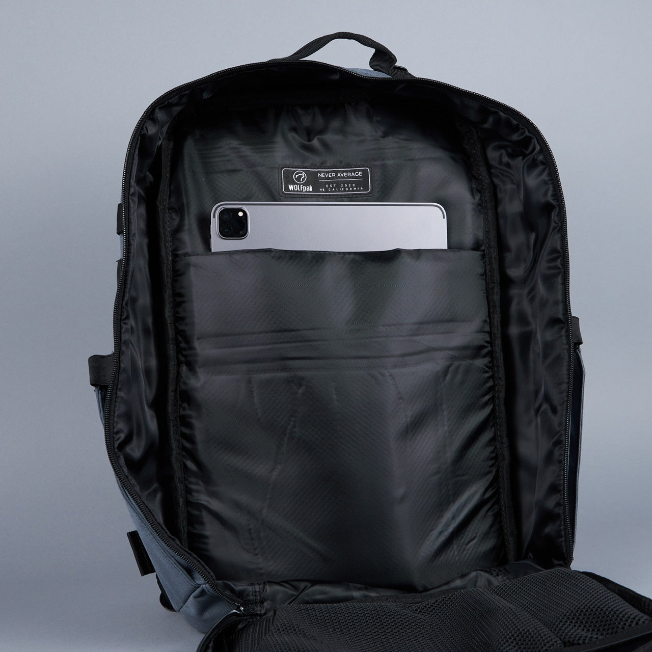 45L Backpack Achromatic
