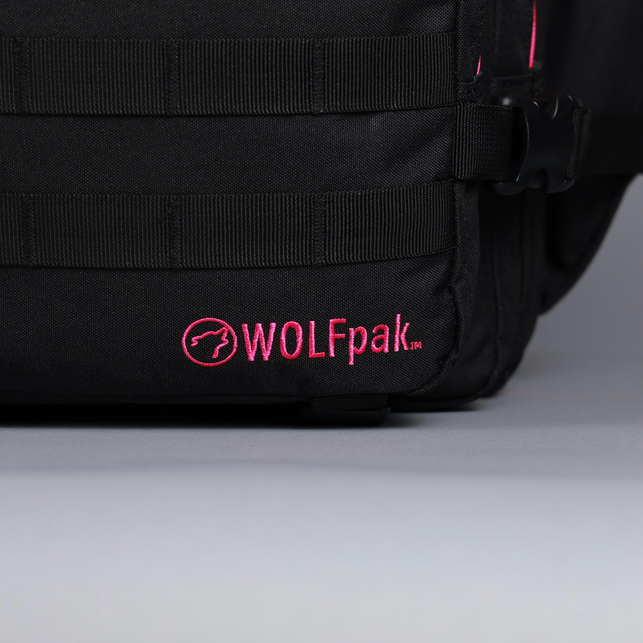 45L Backpack Pink Venom