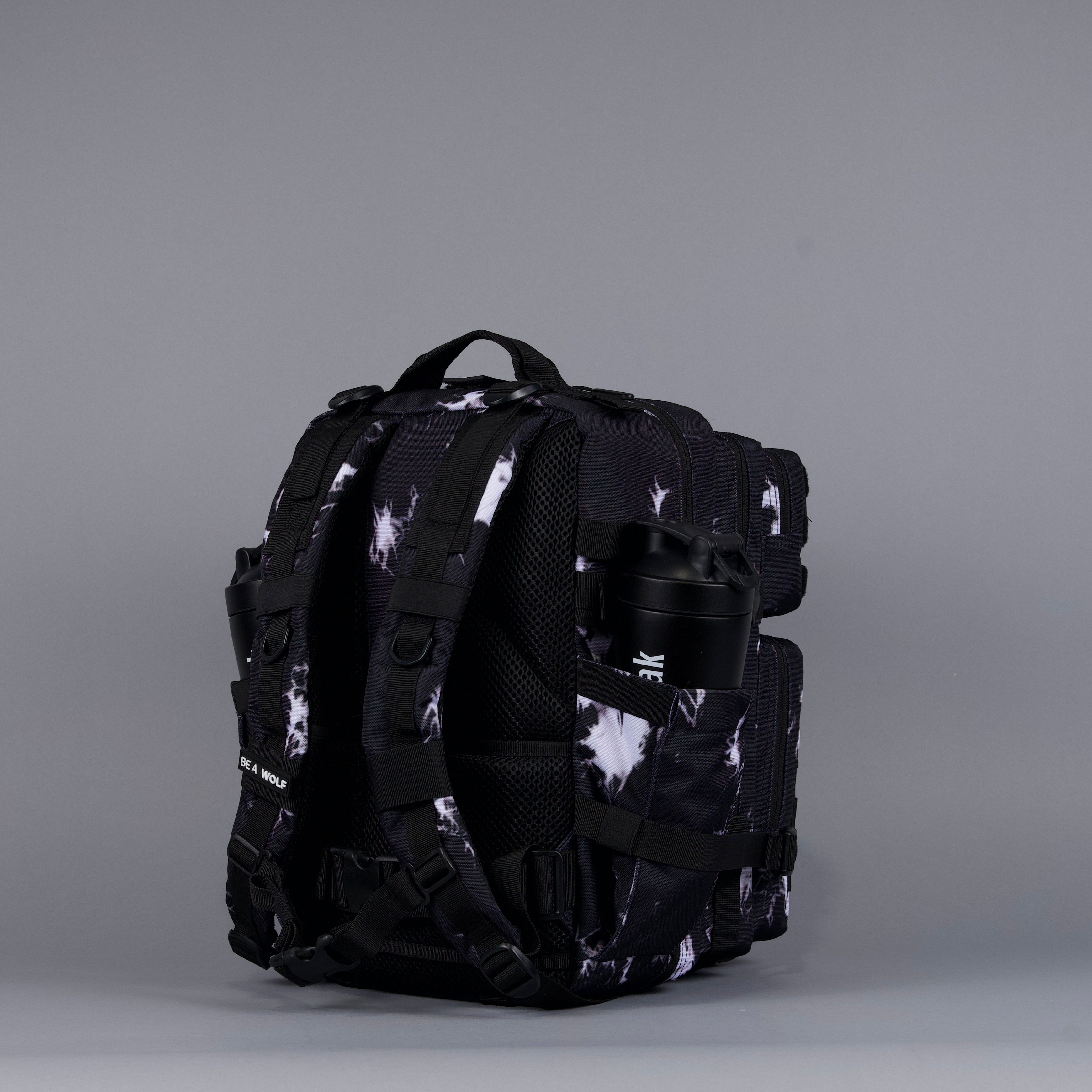 35L Backpack Black Lightning