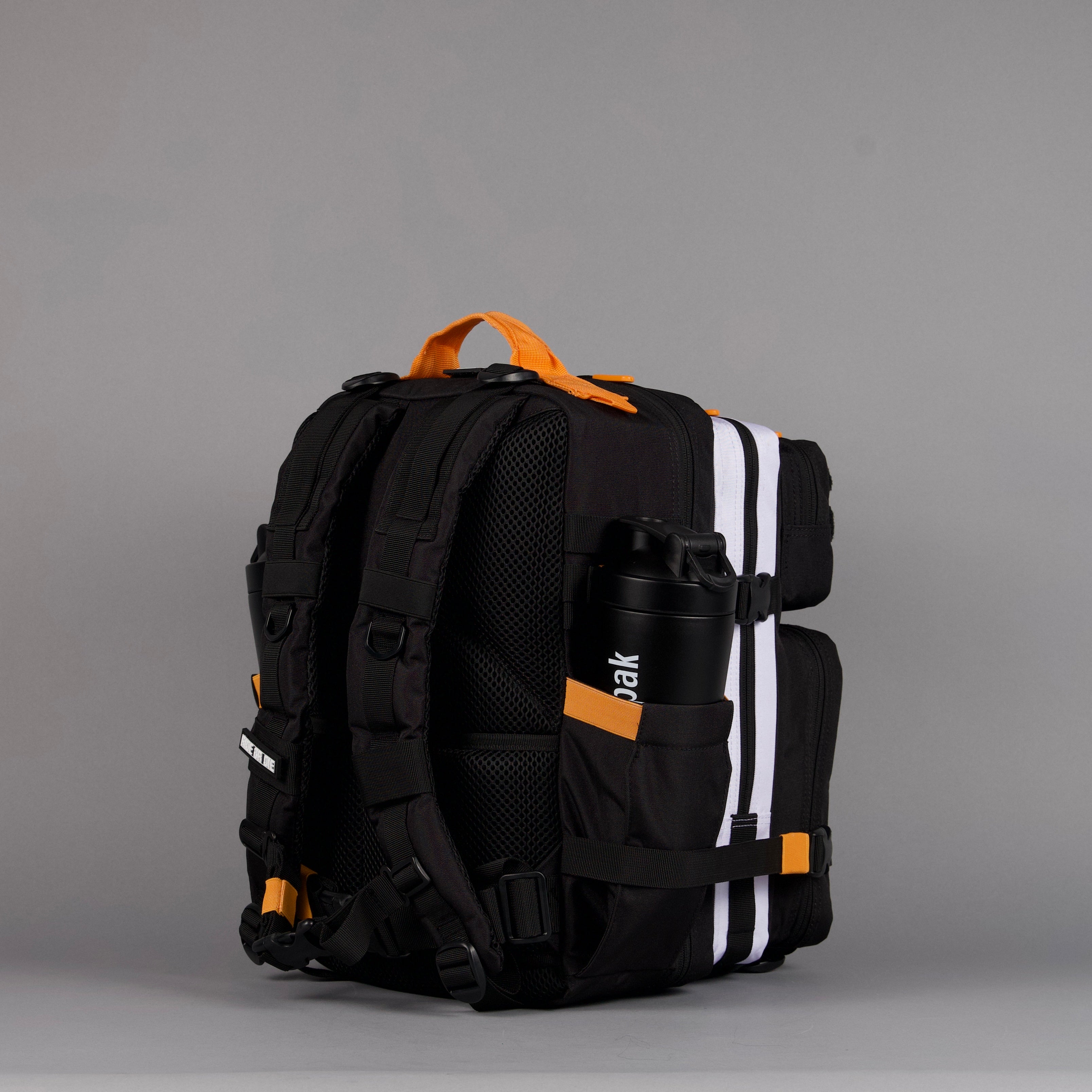 35L Alpha Black con detalles en naranja y blanco Gestión de preparación de comidas