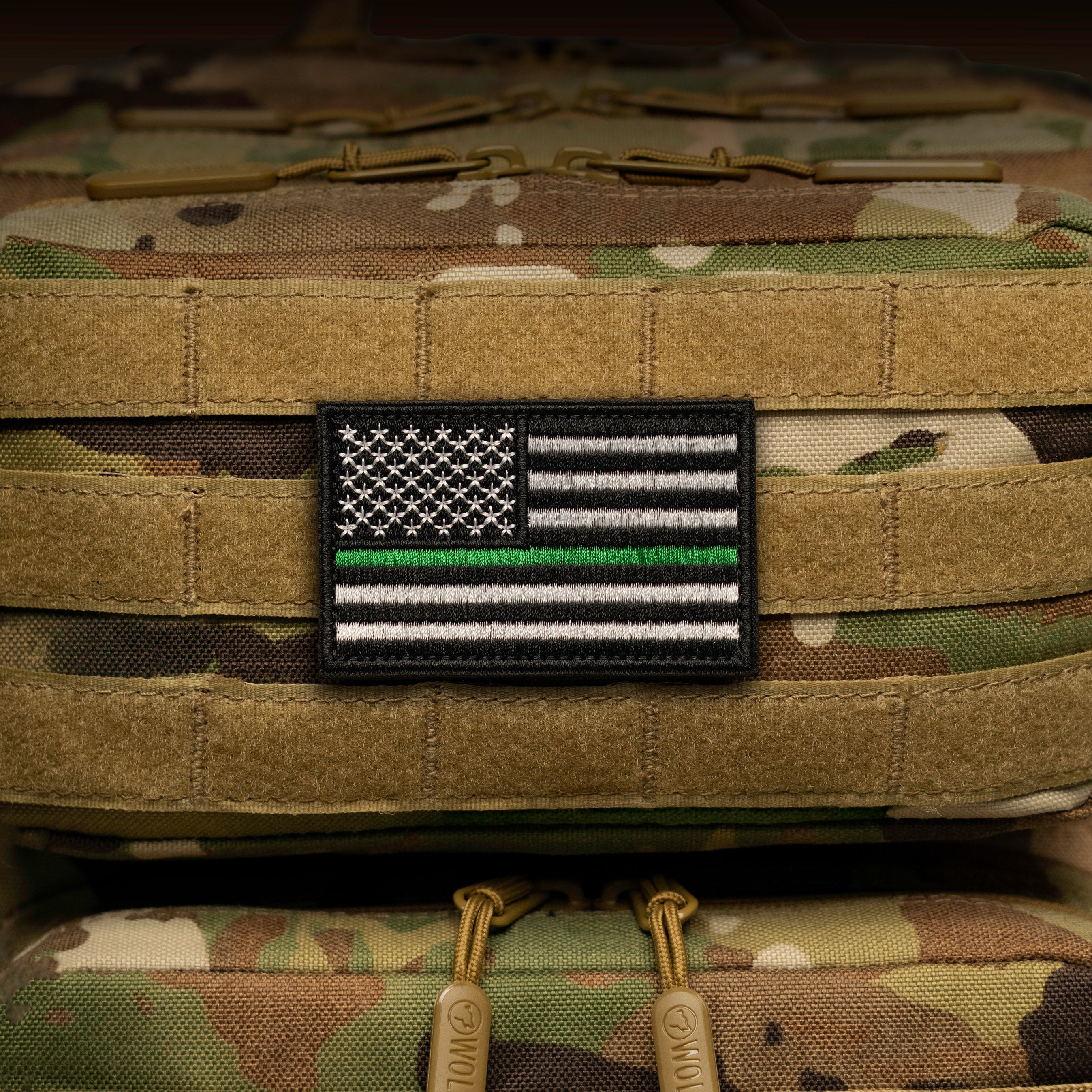 Militärische amerikanische Flagge mit grünen Streifen