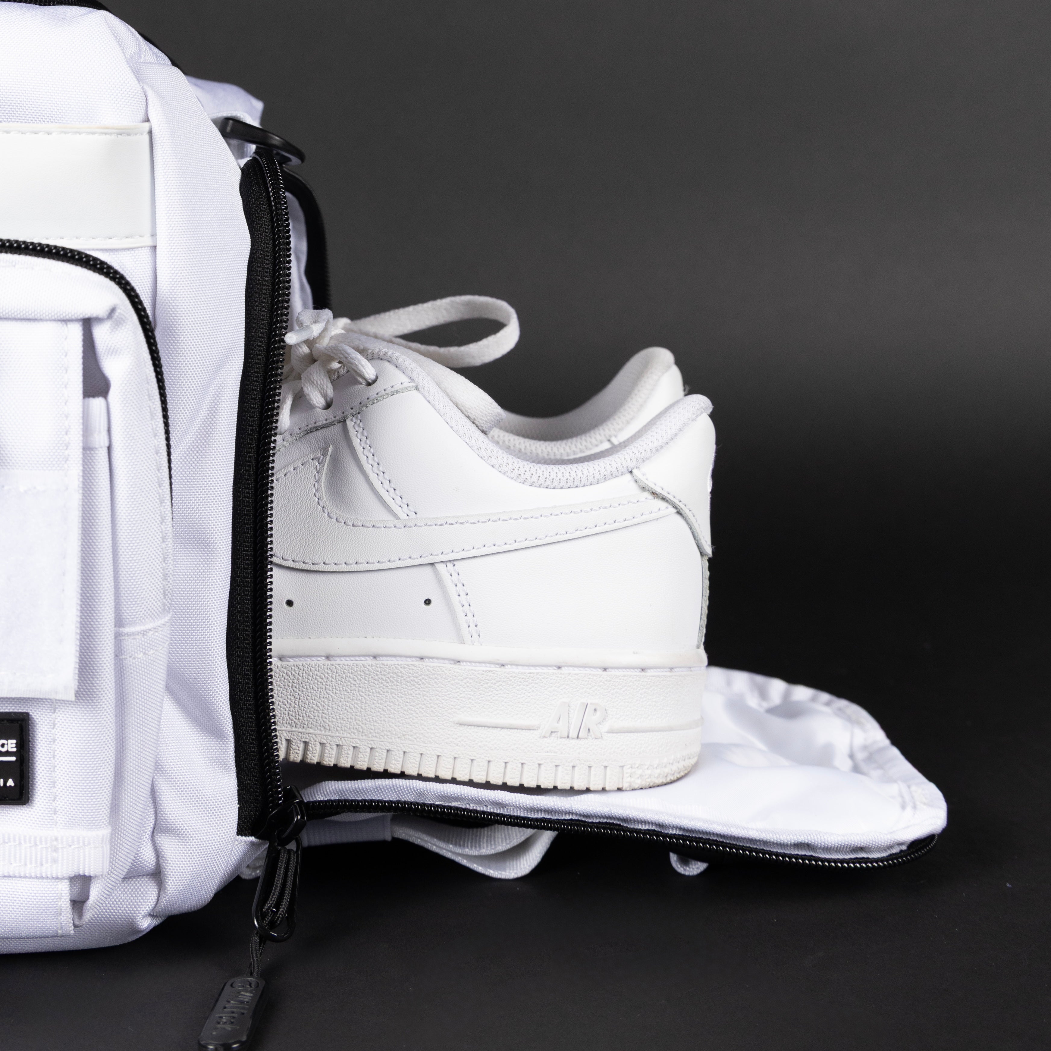 30L Perfect Duffle Bag Polar White