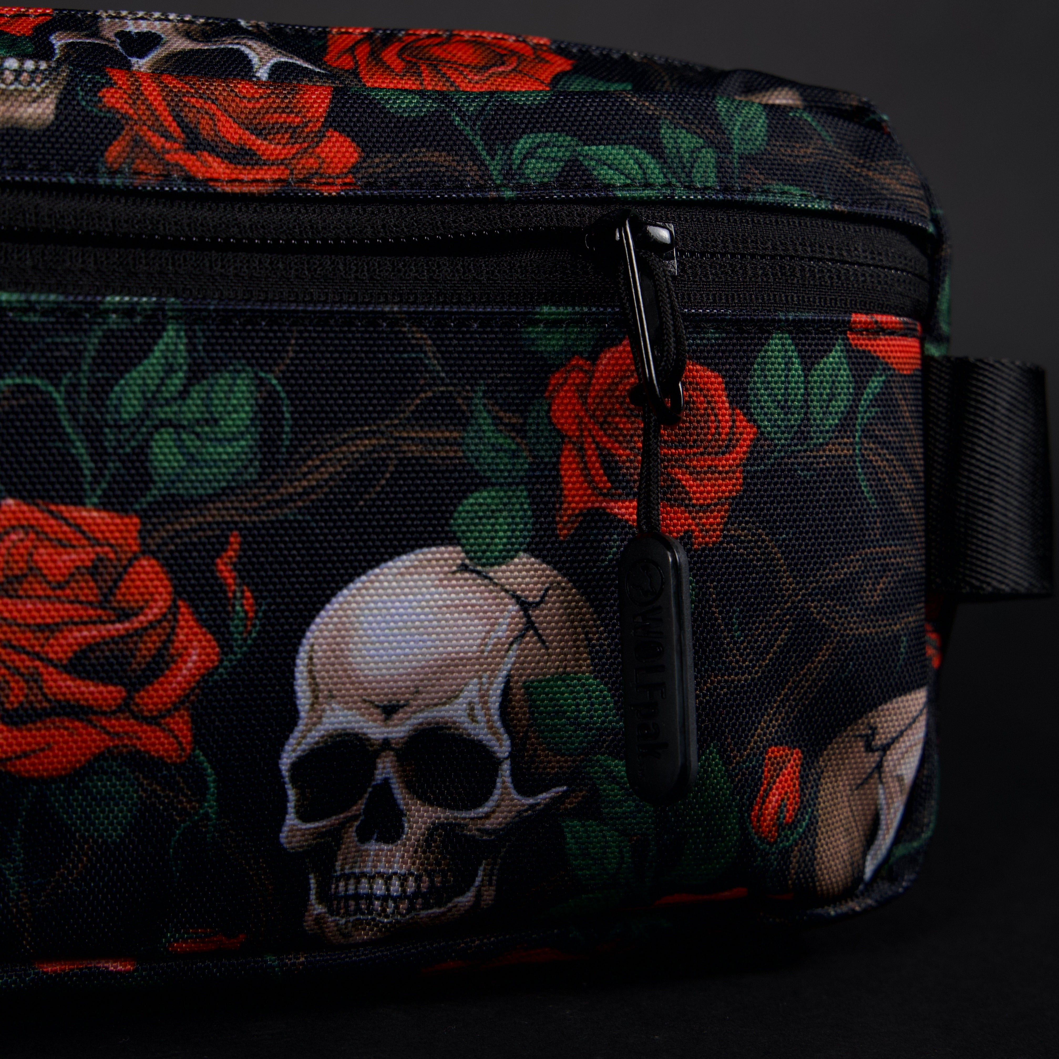 Crossbody Pack Love Never Dies