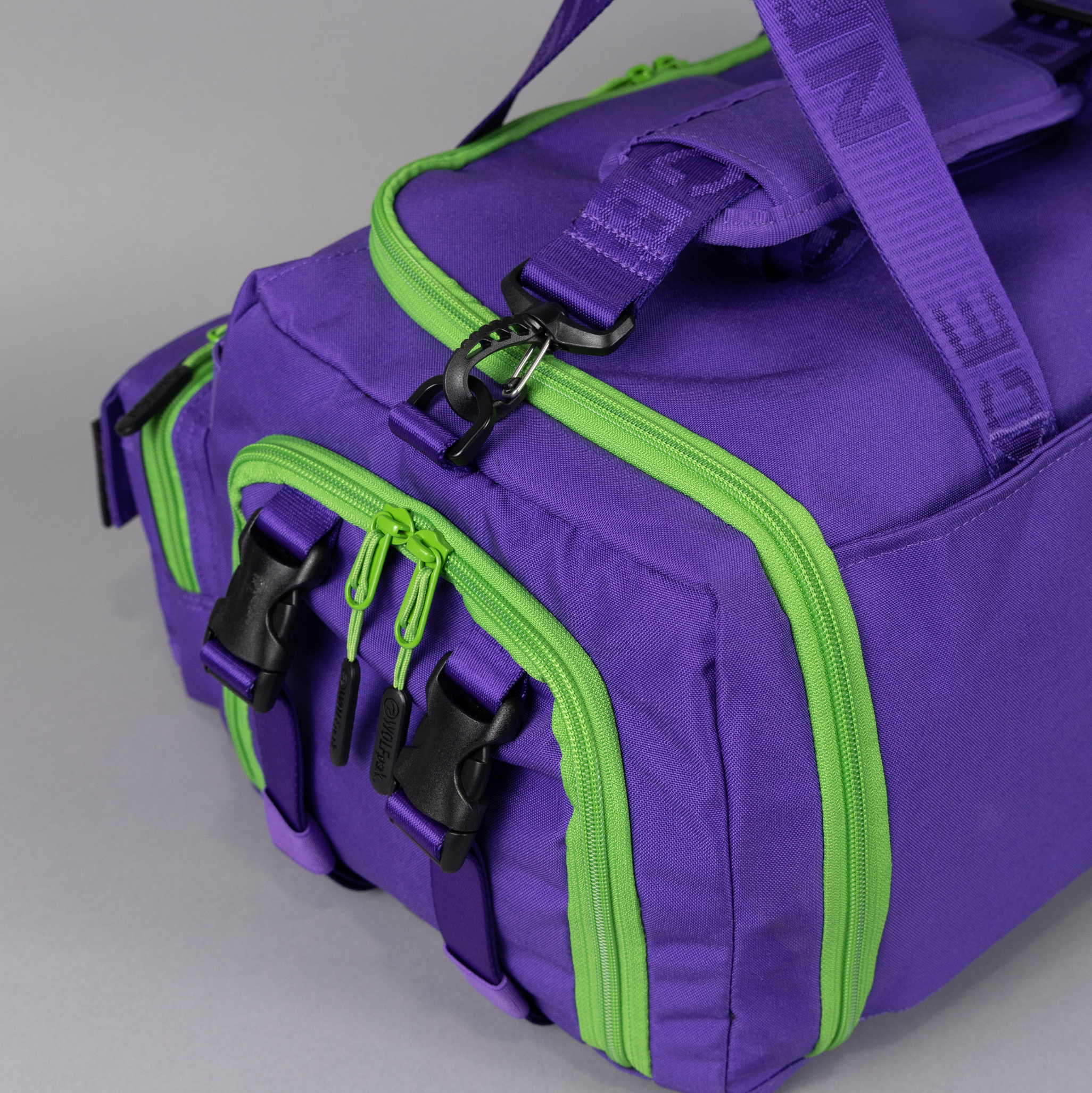 30L Perfect Duffle Bag Joker (Pre-Order Restricted Stock)