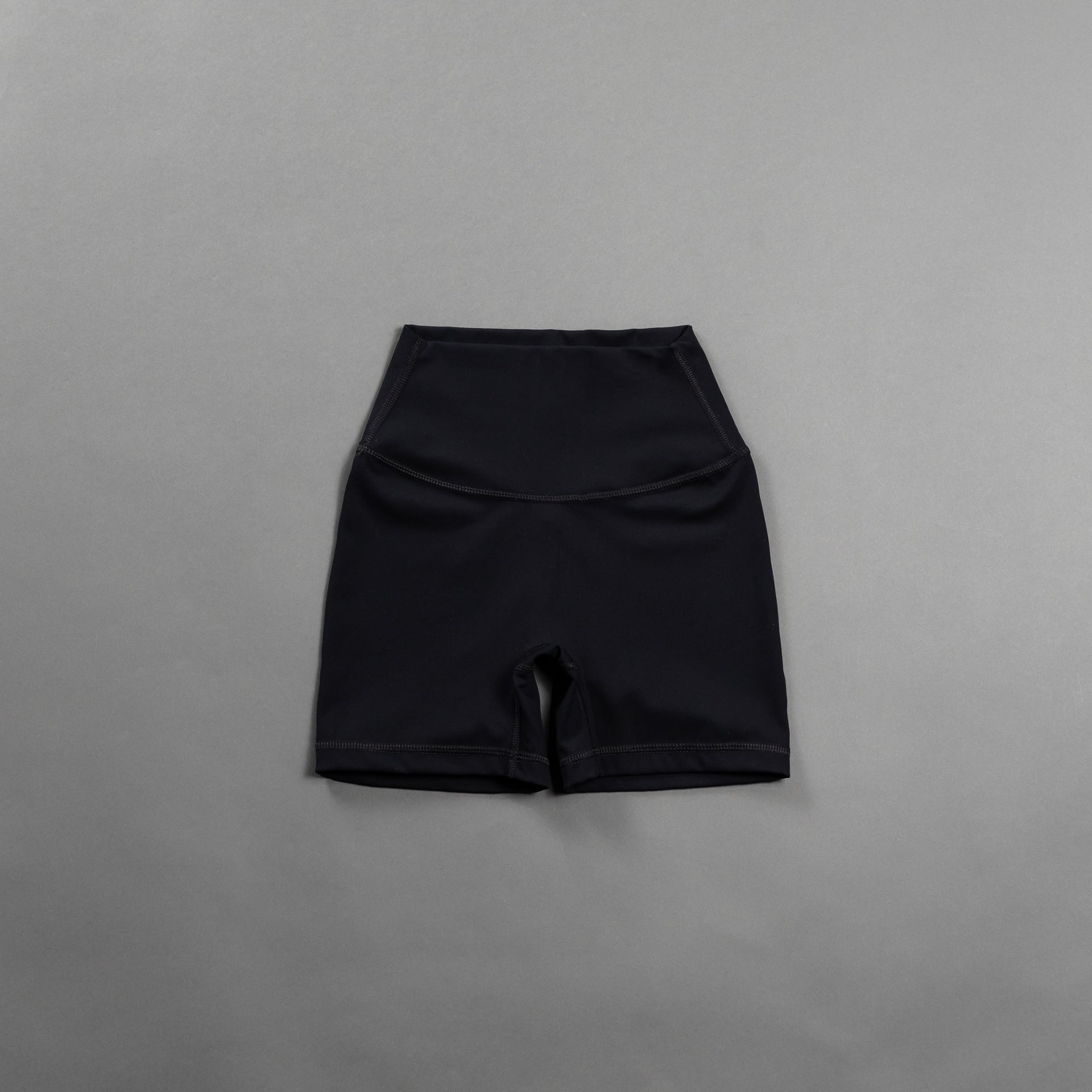 Alpha Black Shorts 4"