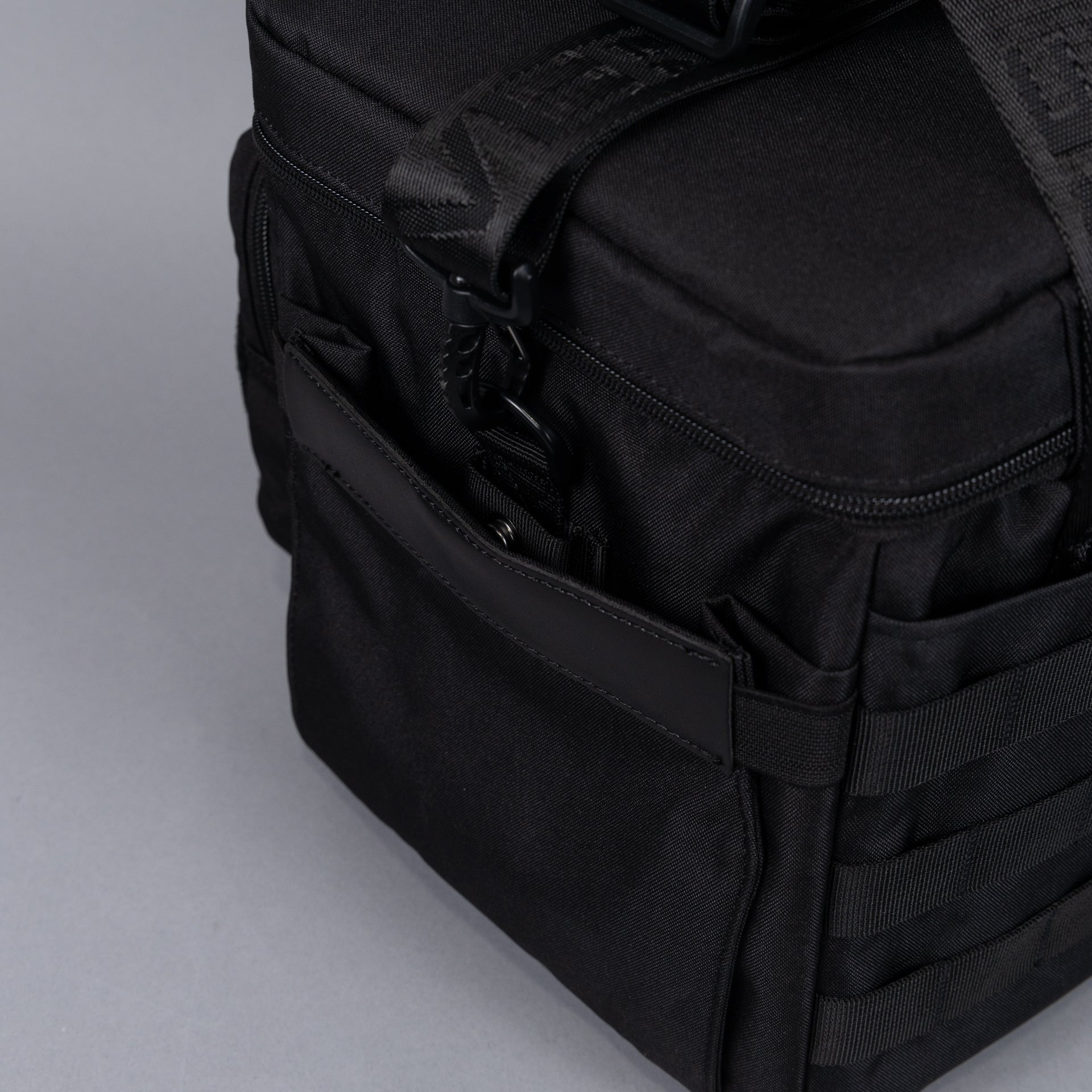 20L MegaFit Alpha Black Tactical Lunch Box